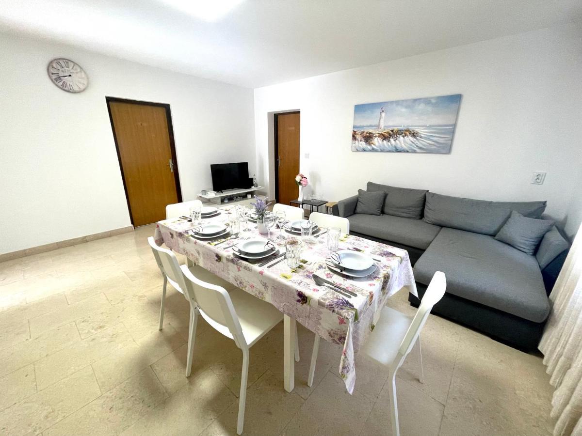 Apartments Ivana & Ante 德拉马利 外观 照片